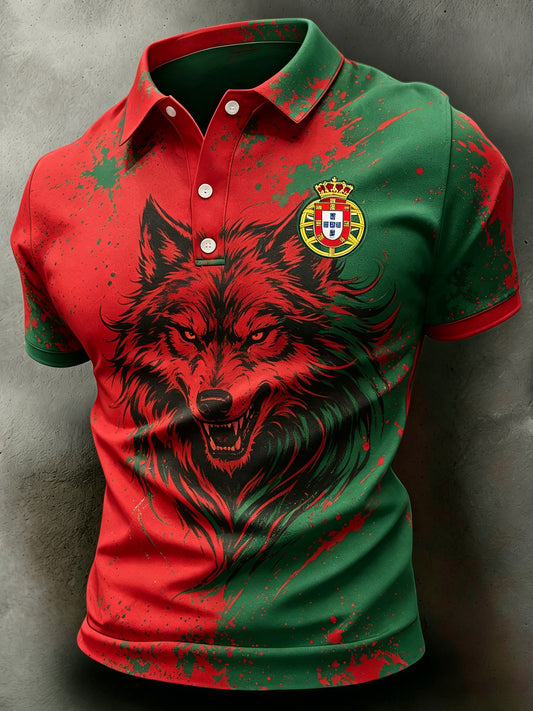 Camisa polo com estampa artística de partida de futebol português para homens