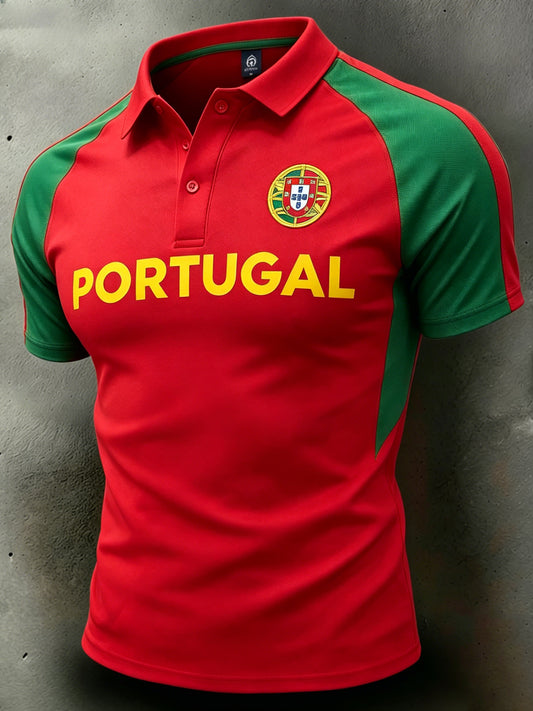 Camisa polo esportiva com estampa em blocos de cor, tema futebol, para homens